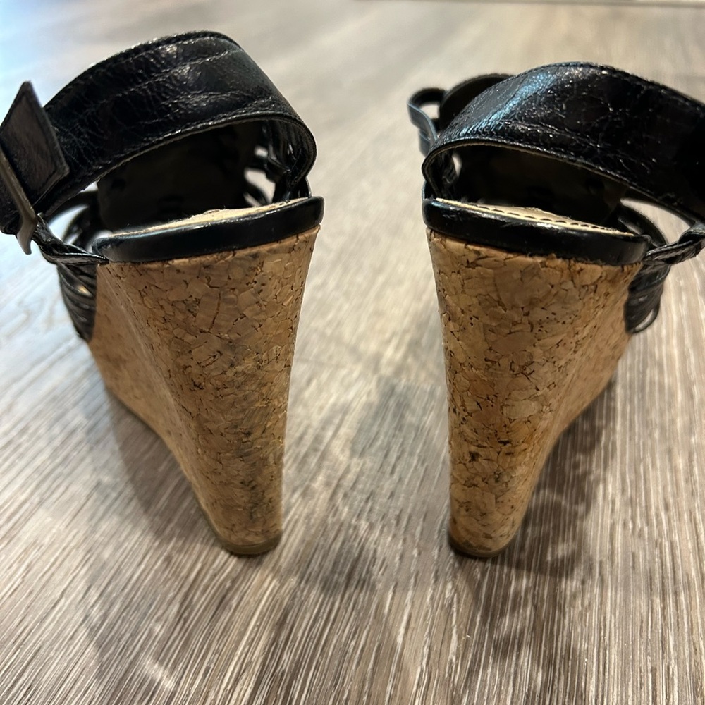 Enzo Angiolini Black and Tan Wedge Sandals - Picture 2 of 8